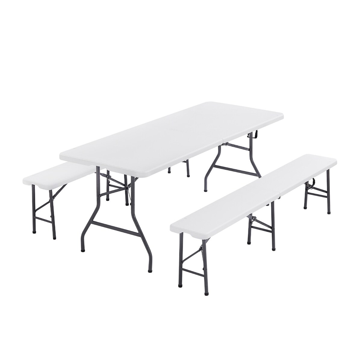 Tavolo elegante e due panche