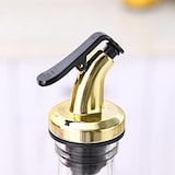 thumbnail of Dosadores para garrafas douradas com tampas plásticas em conjunto de 10