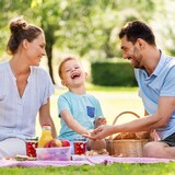 thumbnail of Relaxdays Kindergläser 4er Set, Einhorn-Motiv, Trinkglas Kinder, Deckel & Strohhalm, 450 ml Skala, Saftglas, transparent