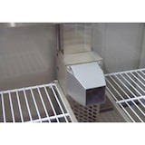 thumbnail of Mesa de preparación/ensalada 3 puertas, refrigeración bajo encimera, 137X70 cm