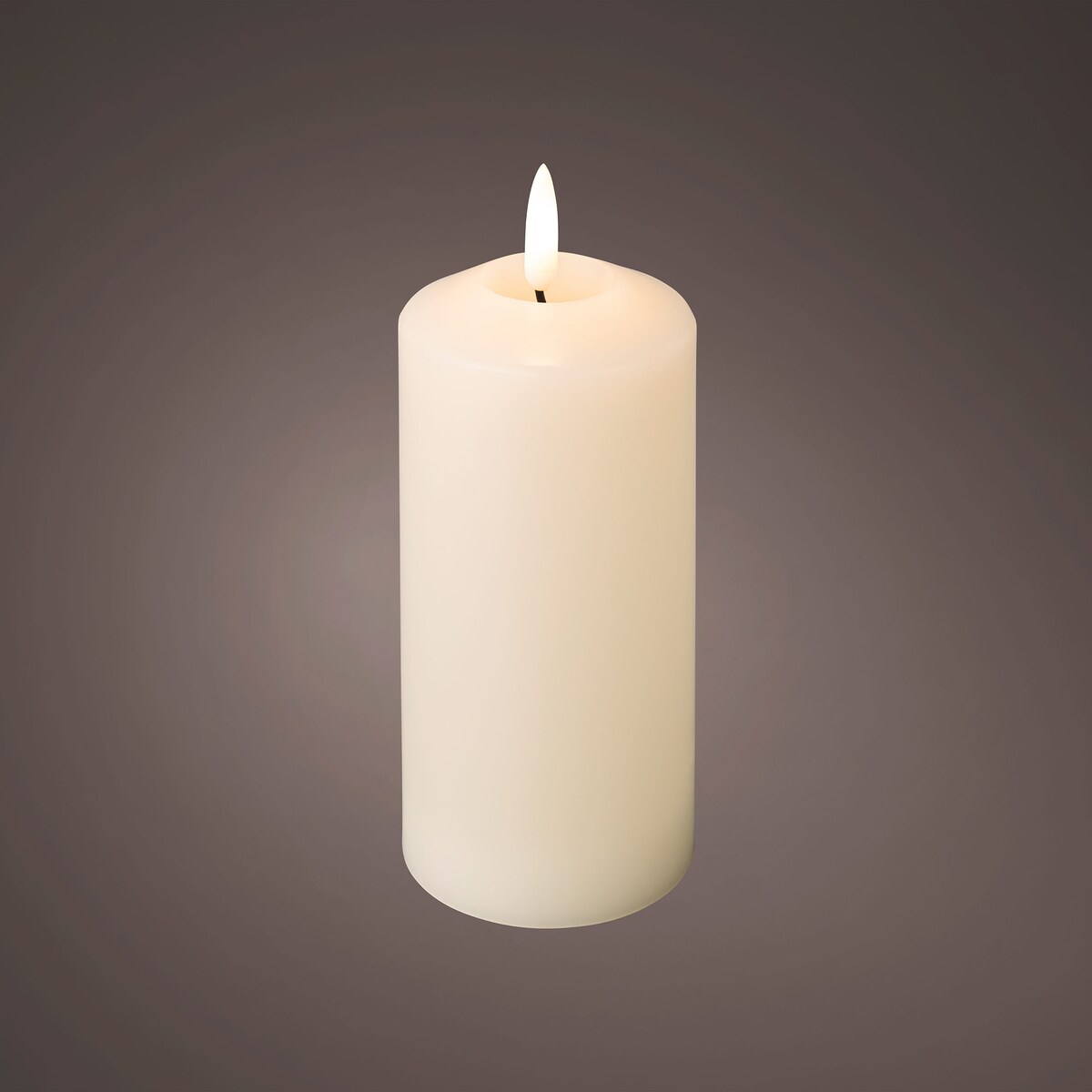 Lumineo LED Kerze mit Timerfunktion 7,5x14,5cm Wachs flackernde Flamme Echtwachskerze batteriebetrieben Wachskerze Stumpenkerze Creme Warmweiß