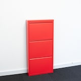 thumbnail of Pisa Schuhschrank mit 3 Klappen/Türen in Metall rot. Fertig montiert geliefert.