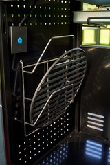 thumbnail of Tarrington House 3-Brenner Gasgrill PAXTON, Edelstahl / Gusseisen, 67 x 124 x 115 cm, mit Seitenbrenner, Warmhaltegitter, fahrbar, schwarz
