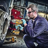 thumbnail of DeWALT DCF899P2-QW Schraubendreher 1/2 Zoll 1900 RPM Schwarz, Gelb 20 V