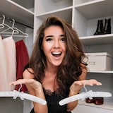 thumbnail of Relaxdays Kleiderbügel Satin, 10er Pack, weich gepolstert, 360° drehbarer Haken, dekorative Schleife, 38 cm breit, weiß