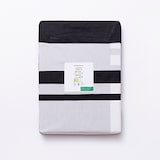 thumbnail of Benetton - 3-teiliges Bettwäsche-Set (1 Bettbezug 200 x 200 cm + 2 Kissenbezüge 80 x 80 cm), 100 % Baumwolle 200 Tc, Schwarz und Weiß