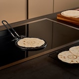 thumbnail of Parrilla Tostadora Arepas Hierro Fundido Esmaltado 20cm libre de PFOA Inducción, Gas, Barbacoa, Victoria, VIC-ARE39837 Negro