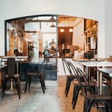 thumbnail of Stoel VANTAGGIO COMFORT W metallic zwart / zitting van echt hout hjh OFFICE