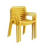thumbnail of METRO PROFESSIONAL Cadeira de exterior empilhável Elaria, com braços, plástico, mostarda