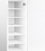thumbnail of Romux® Gefrierschrank ABS 600 Liter mit 1 Tür 77 cm mit Statisch weiß | Gastro Gefrierschrank mit 600 L Kapazität - 7 Einlegeböden und 450 W