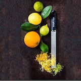 thumbnail of Microplane Premium Zester/Reibe Schwarz