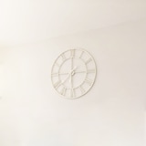 thumbnail of BS COM Orologio da parete in metallo bianco con numeri romani 80 cm Acciaio 5x80x80 cm Bianco
