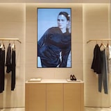 thumbnail of Wandmontierter Werbemonitor – Digitales Werbedisplay, Kundenstopper mit automatischem Media Player für gewerbliche Nutzung, 50 Zoll /GGJ50B/