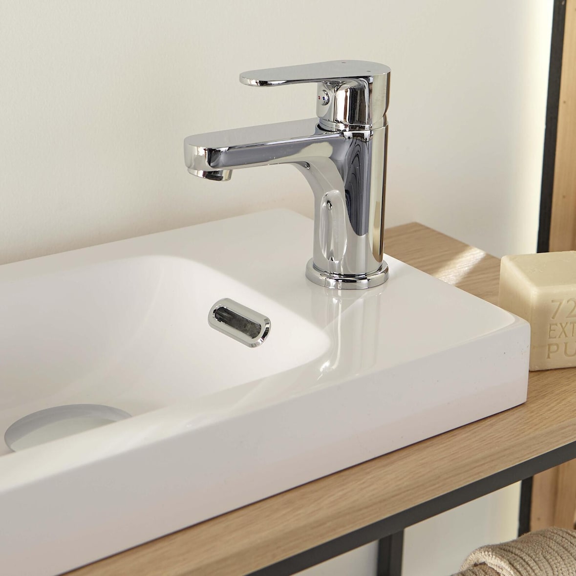 Robinet lave-mains  - Mitigeur eau chaude et eau froide GRIFO