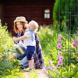 thumbnail of Relaxdays Rankhilfe Obelisk, 2er Set, 200 cm hoch, Ranksäule für Kletterpflanzen, Metall, freistehend, Rosenturm, grün
