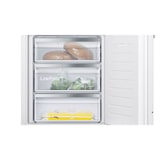 thumbnail of Siemens iQ500, Einbau-Gefrierschrank, 71.2 x 55.8 cm, Flachscharnier mit Softeinzug GI11VADC0