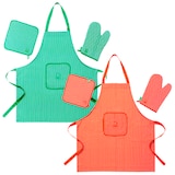 thumbnail of Benetton - Packung mit 2 Schürzen, 2 Fäustlingen und 2 Topflappen