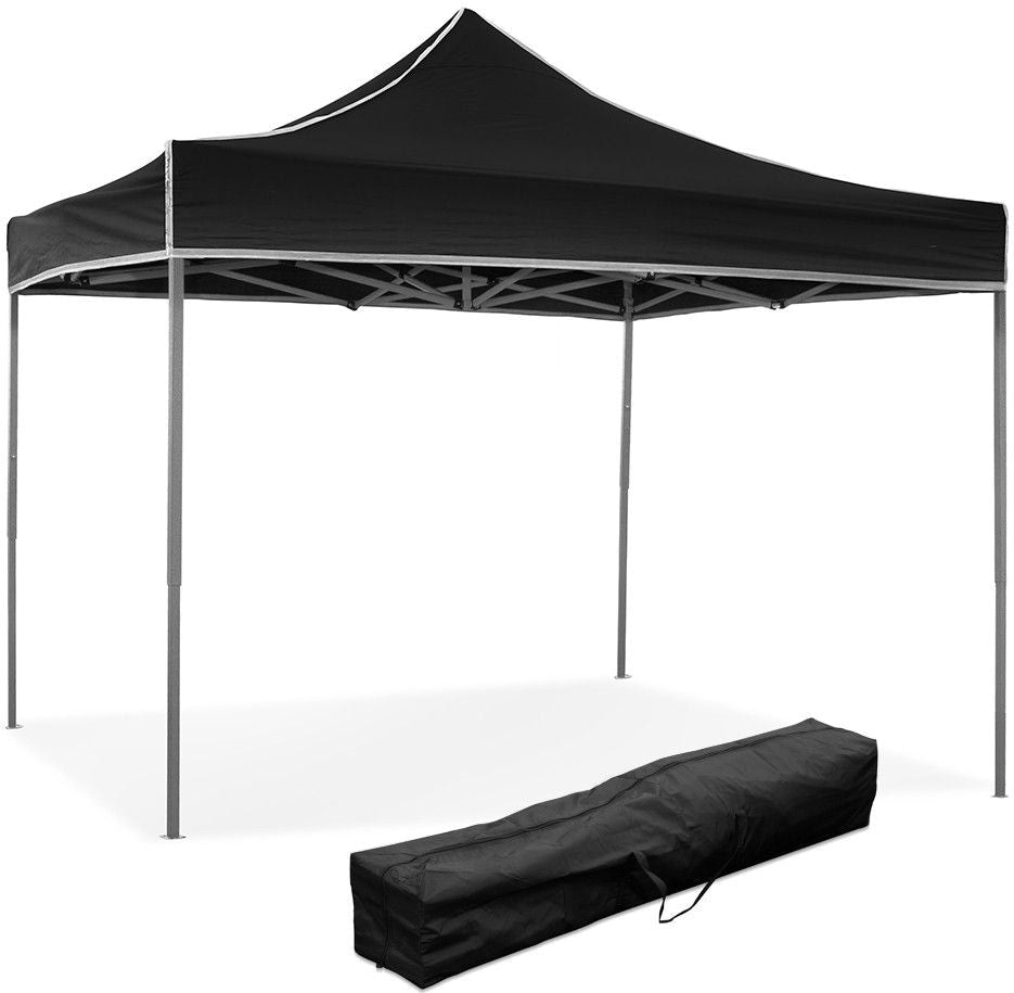 Um gazebo preto com saco de transporte.