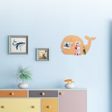 thumbnail of Securit® Tableau en liège silhouette de baleine, inclut des épingles